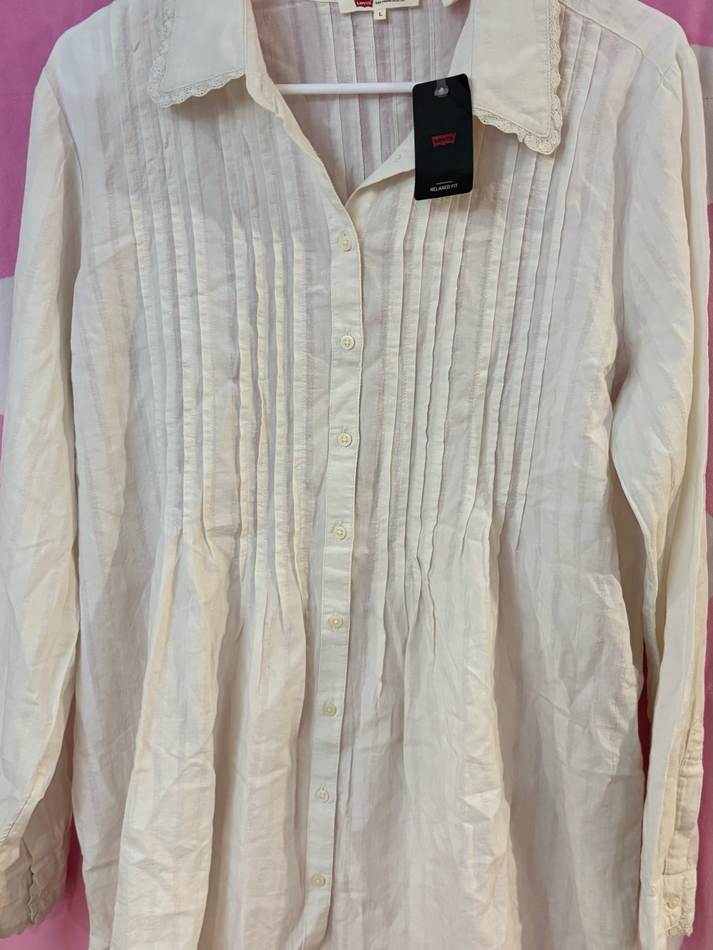 Levi's Cream colored Western flare top NWT